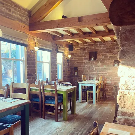 The Highland Drove Inn *